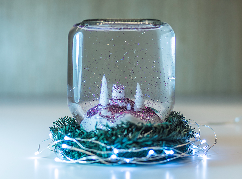 Lowpoly landscape for a DIY snow globe - 3D design by VECTARY Dec 1, 2017 Lowpoly landscape for a DIY snow globe - 3D design by VECTARY Dec 1, 2017