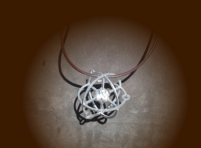 atom necklace. easier printing. - 3D design by naomi.kendall Sep 17, 2017 atom necklace. easier printing. - 3D design by naomi.kendall Sep 17, 2017